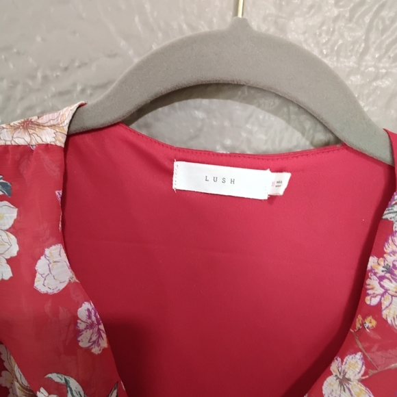 Lush Wome's Red Floral Dress Size Xs - Picture 4 of 8